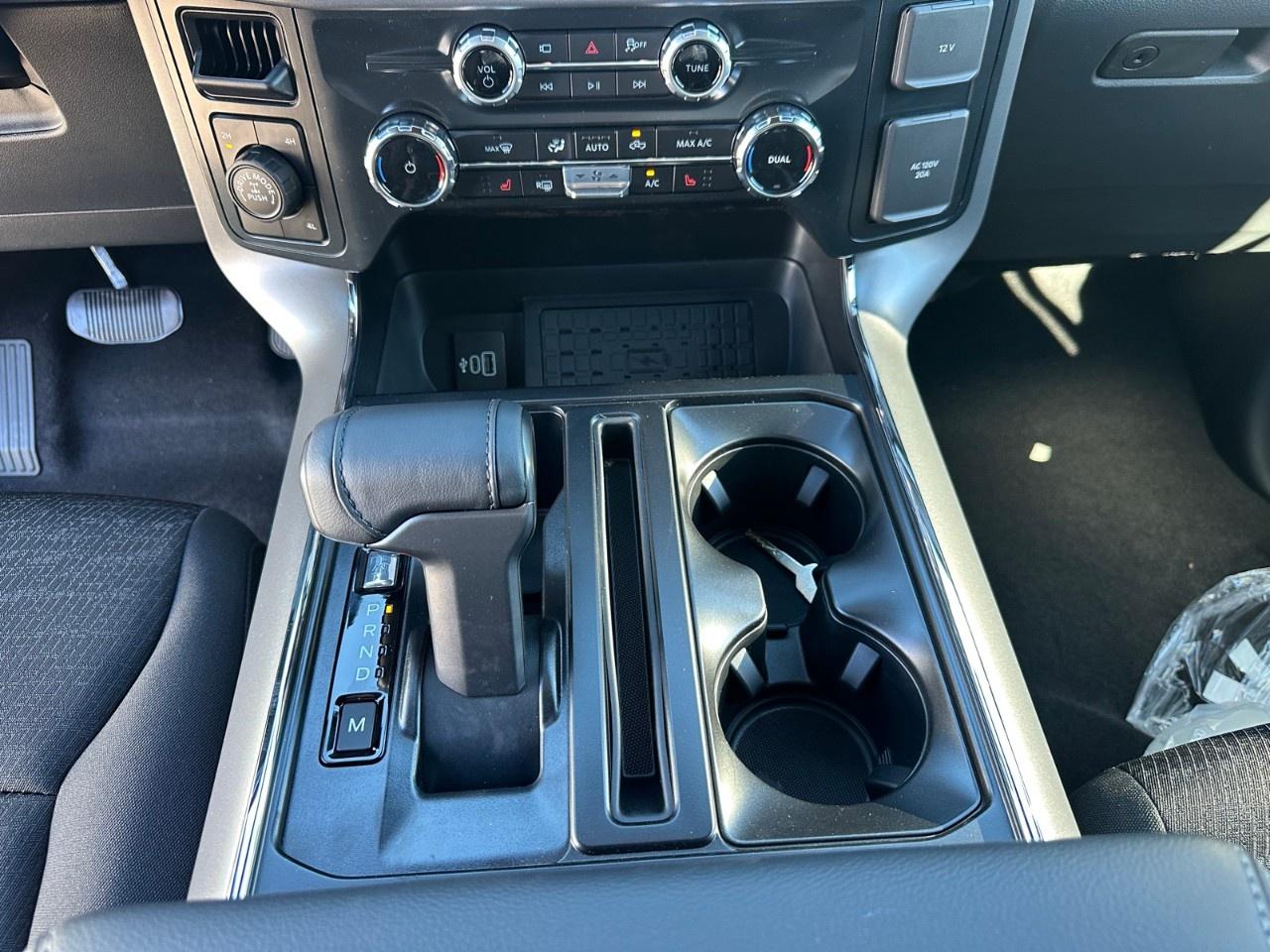 2025 Ford F-150 XLT 4WD SuperCrew 5.5' Box Photo