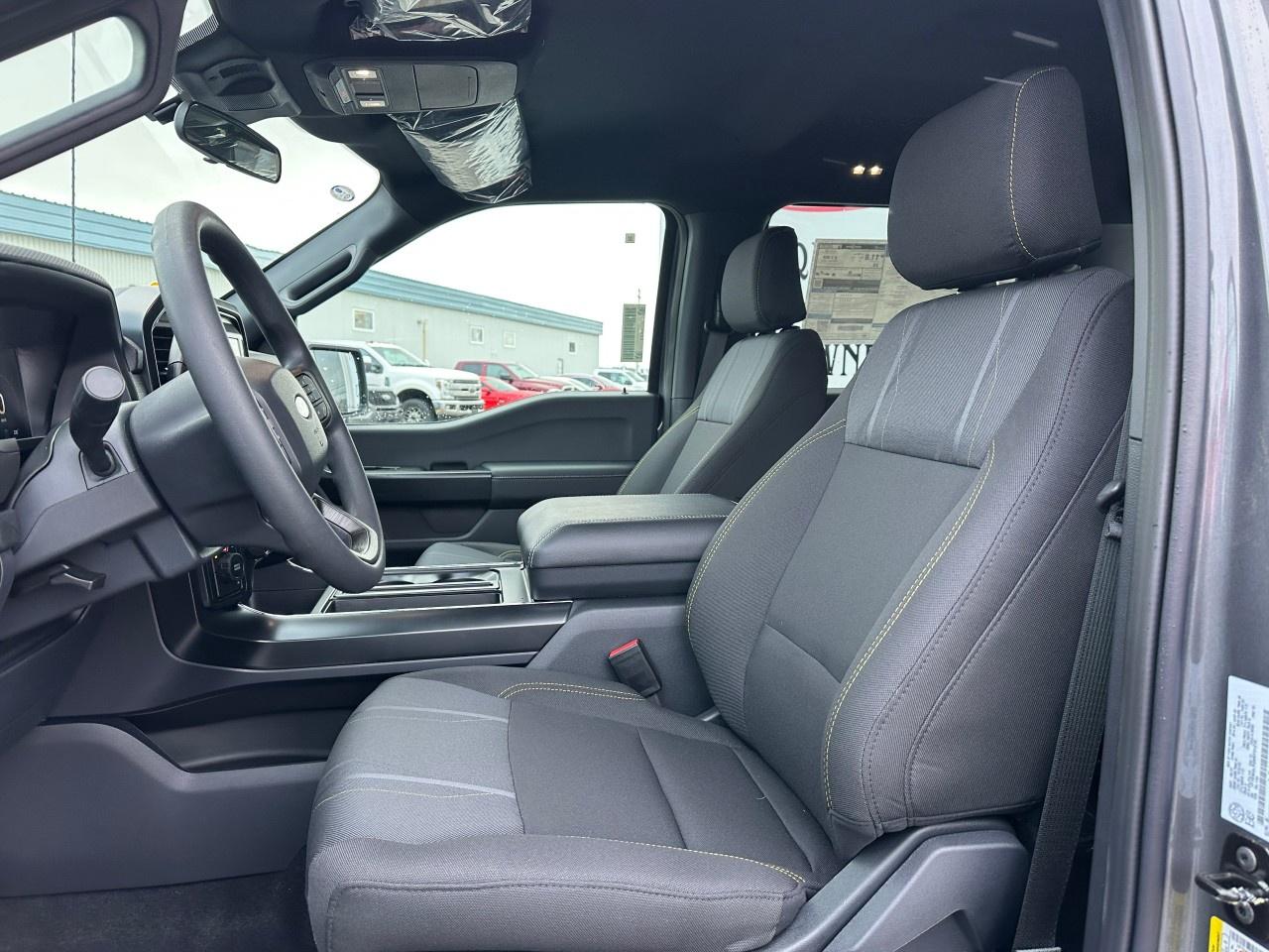 2025 Ford F-150 STX 4WD SuperCrew 5.5' Box Photo