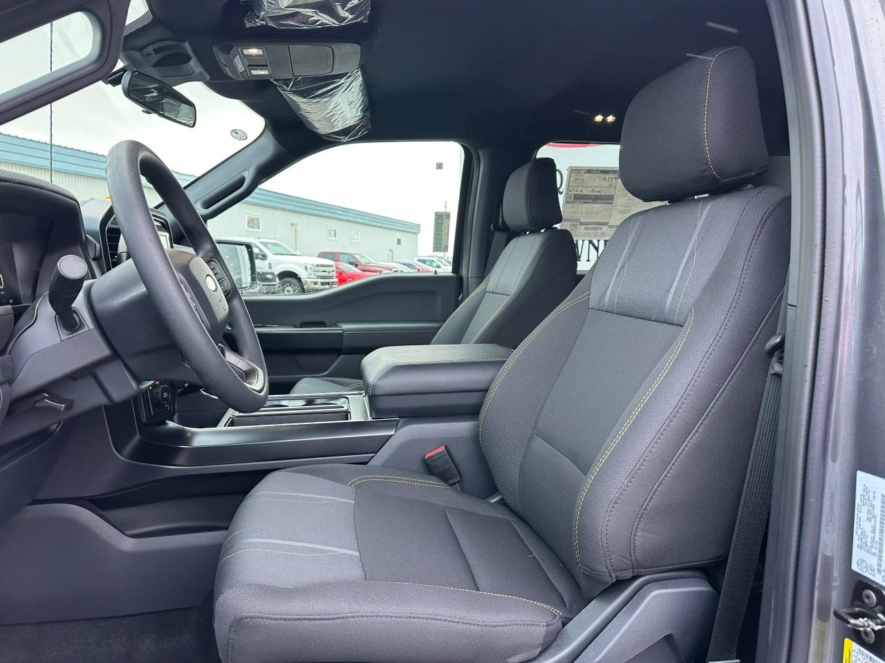 2025 Ford F-150 STX 4WD SuperCrew 5.5' Box Photo