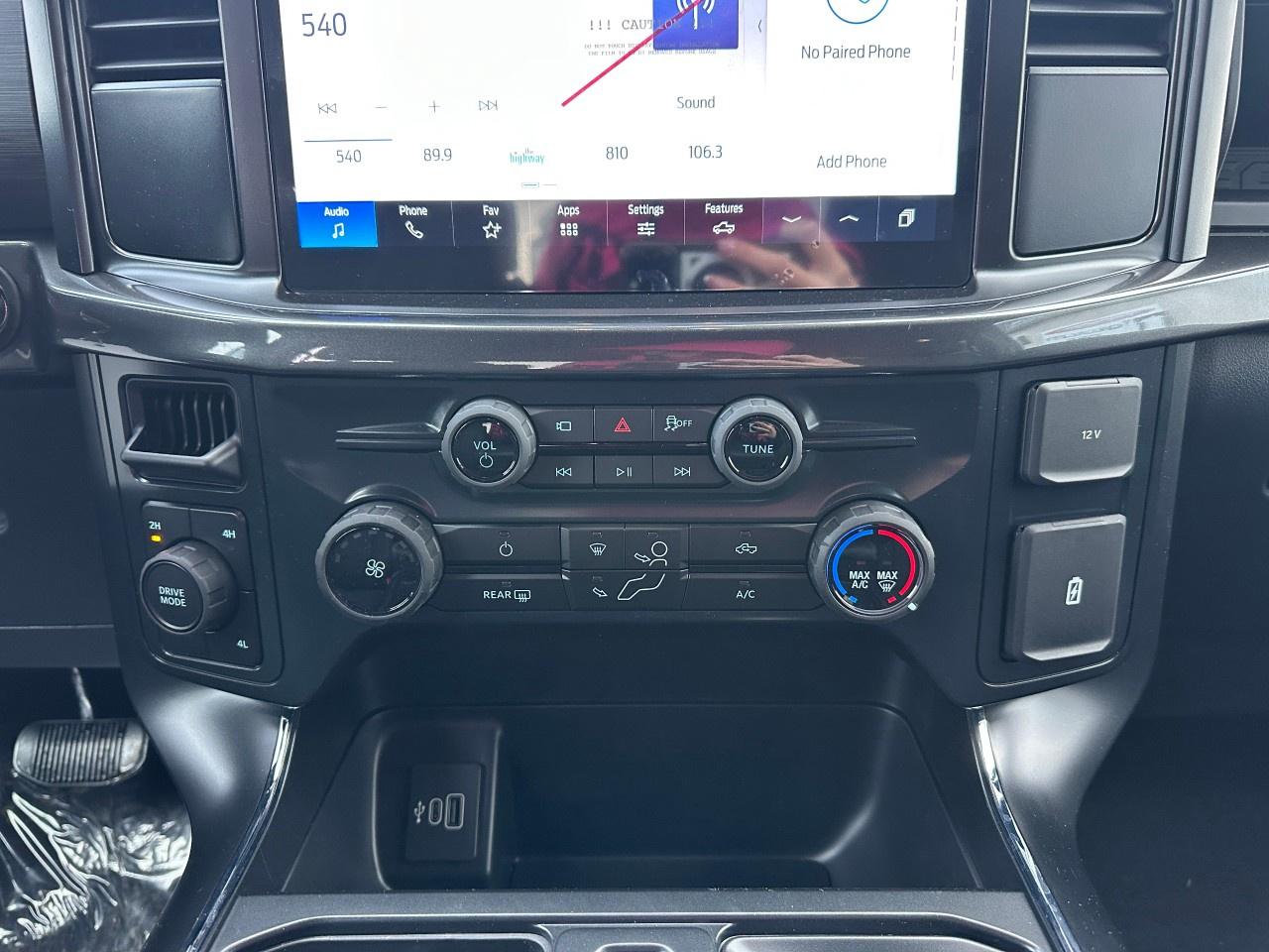 2025 Ford F-150 STX 4WD SuperCrew 5.5' Box Photo