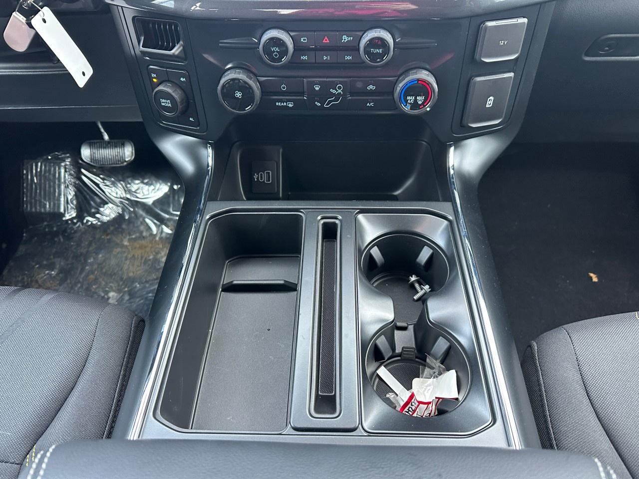 2025 Ford F-150 STX 4WD SuperCrew 5.5' Box Photo