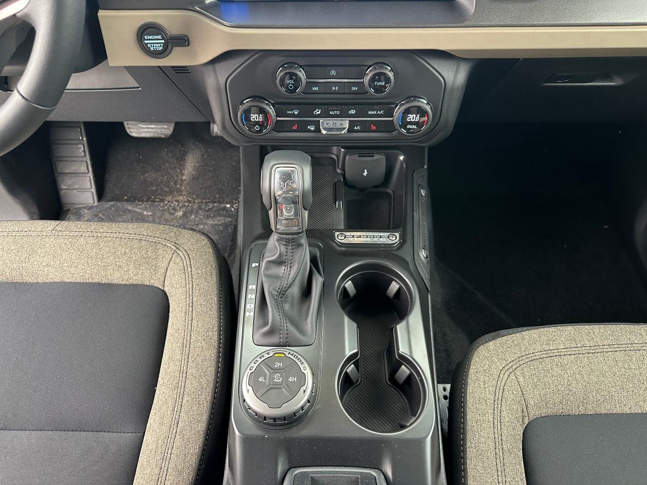 2025 Ford Bronco Big Bend 4 Door 4x4 Photo