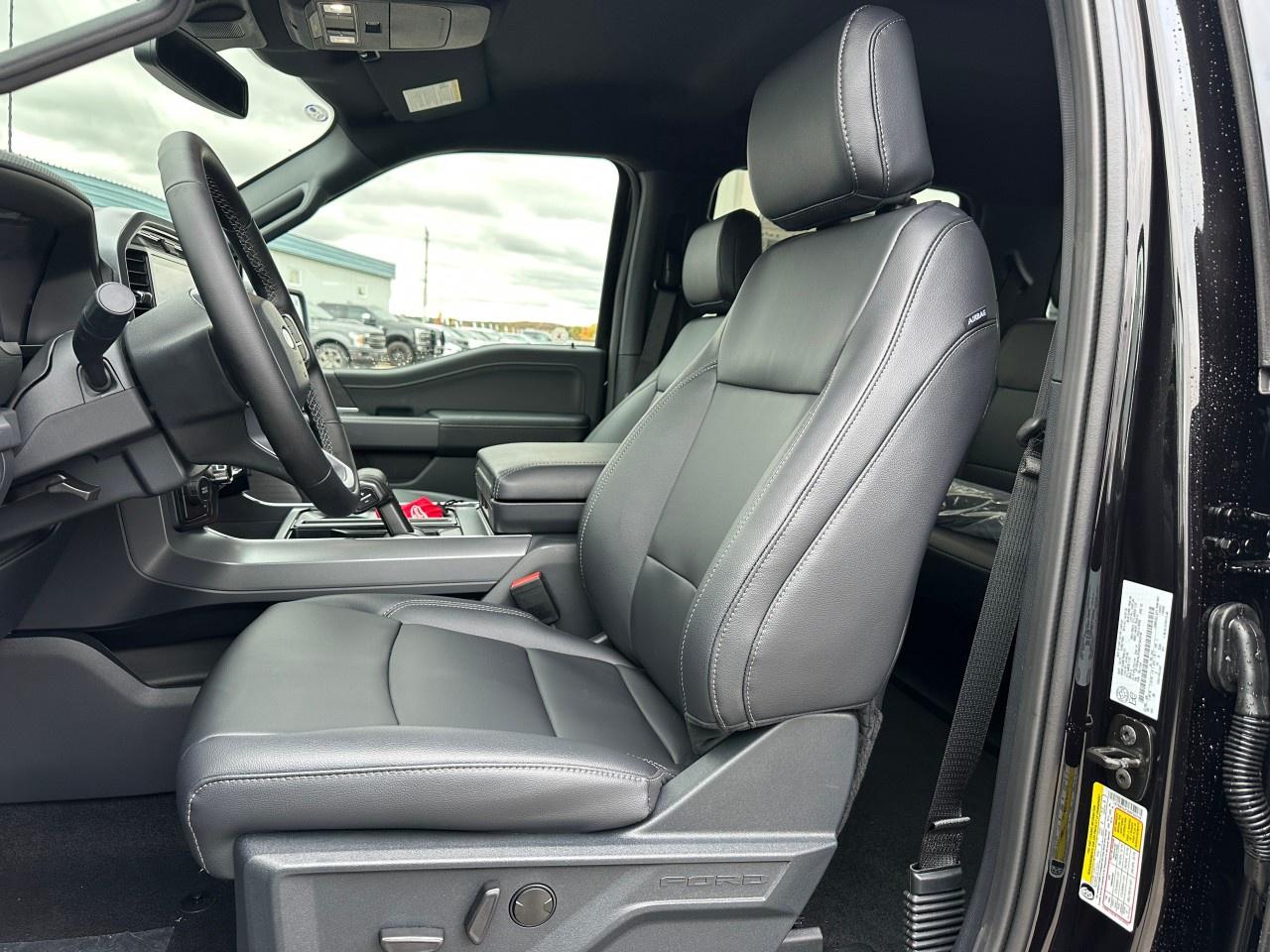 2025 Ford F-150 XLT 4WD SuperCrew 5.5' Box Photo