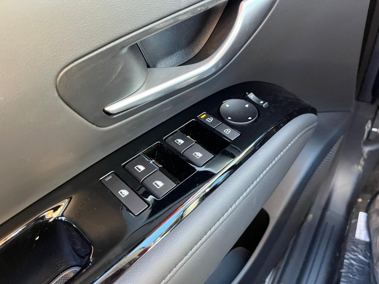 2026 Hyundai Tucson Hybrid Ultimate AWD Photo