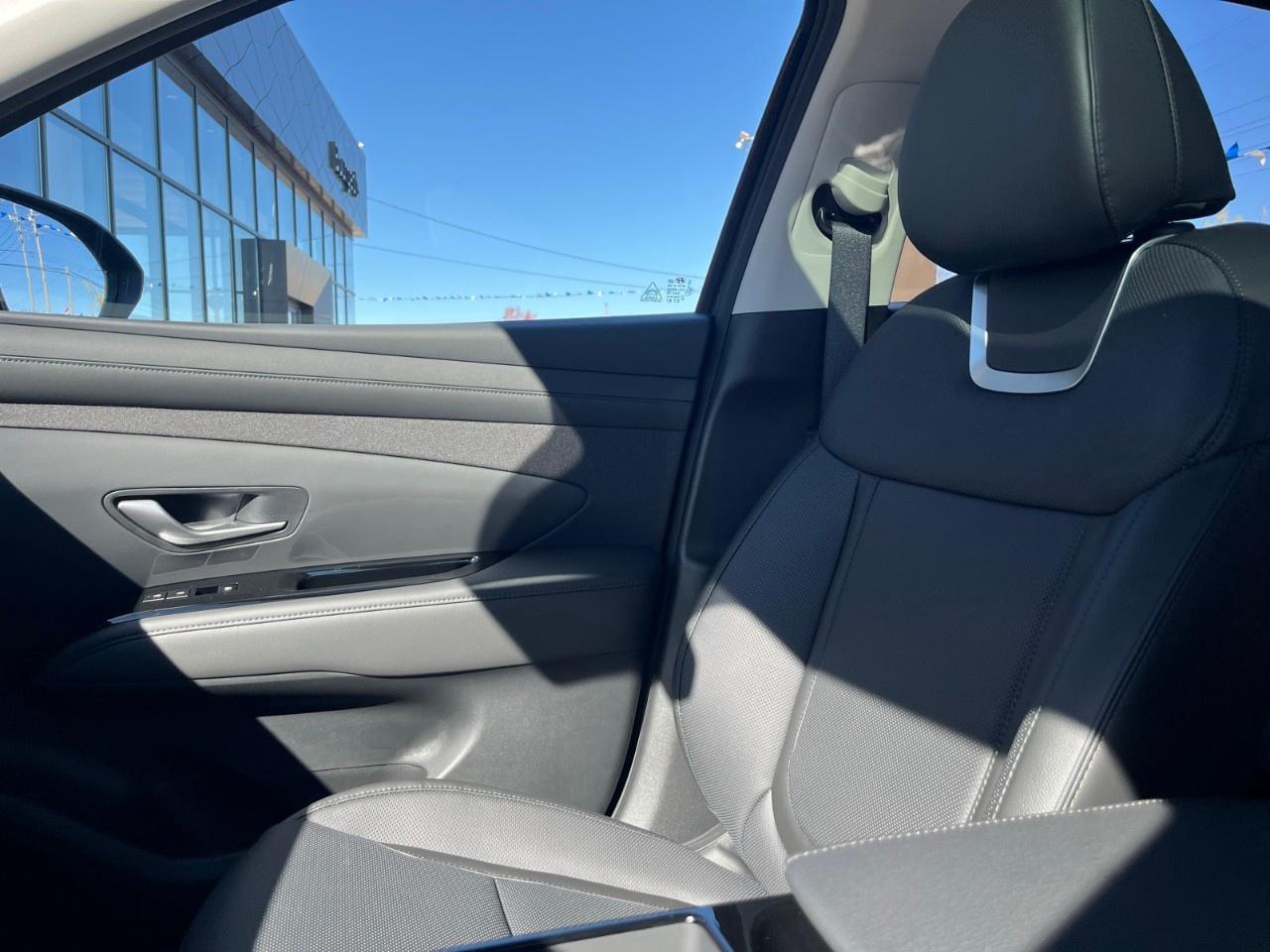 2026 Hyundai Tucson Hybrid Ultimate AWD Photo