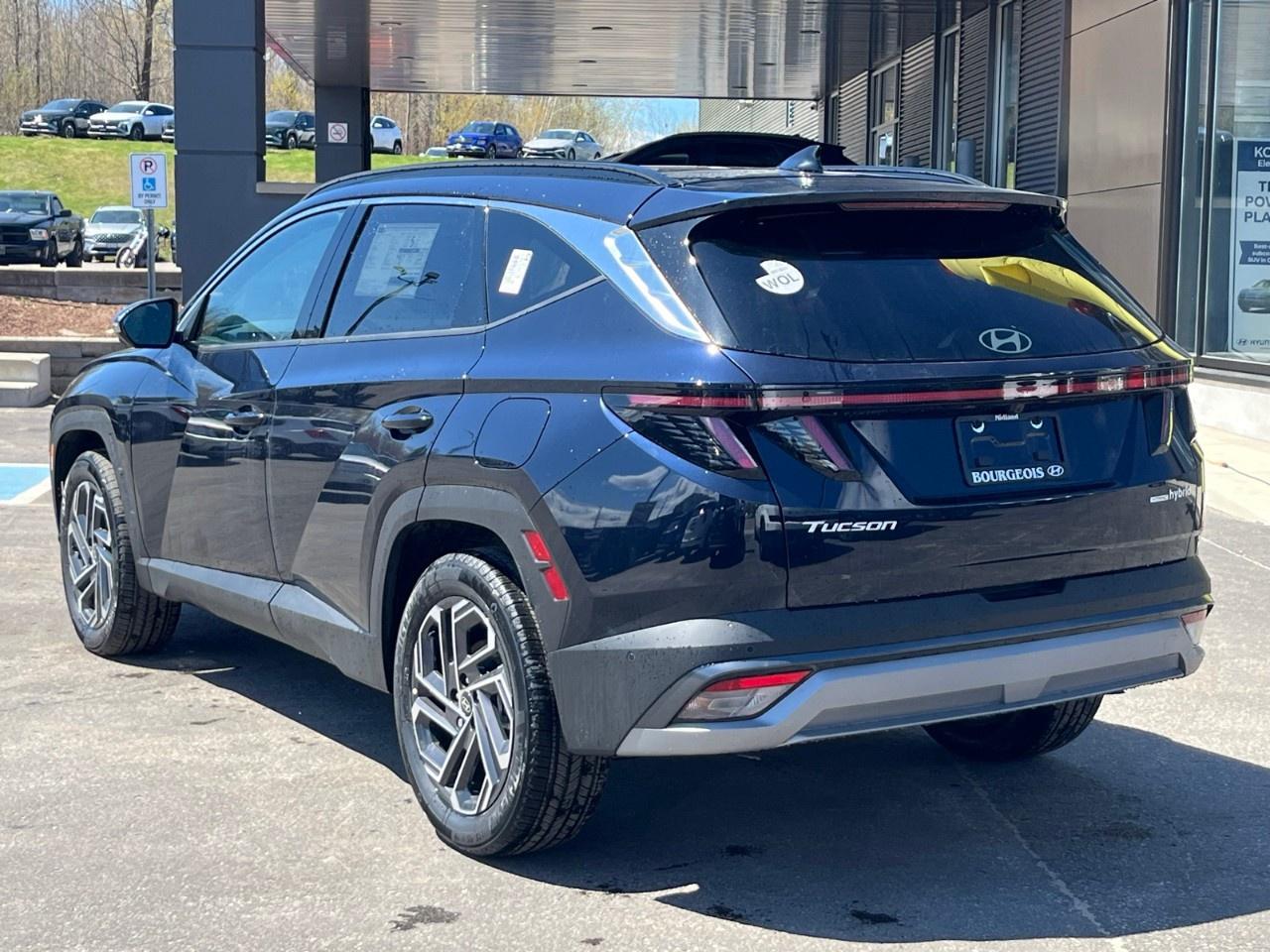 2026 Hyundai Tucson Hybrid Ultimate AWD Photo3
