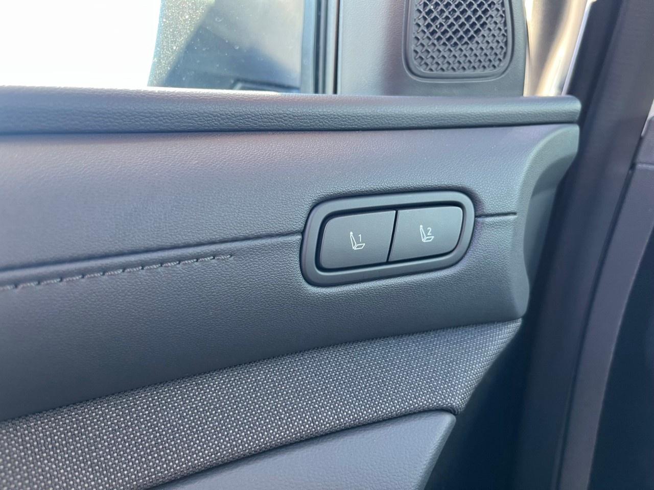 13073305