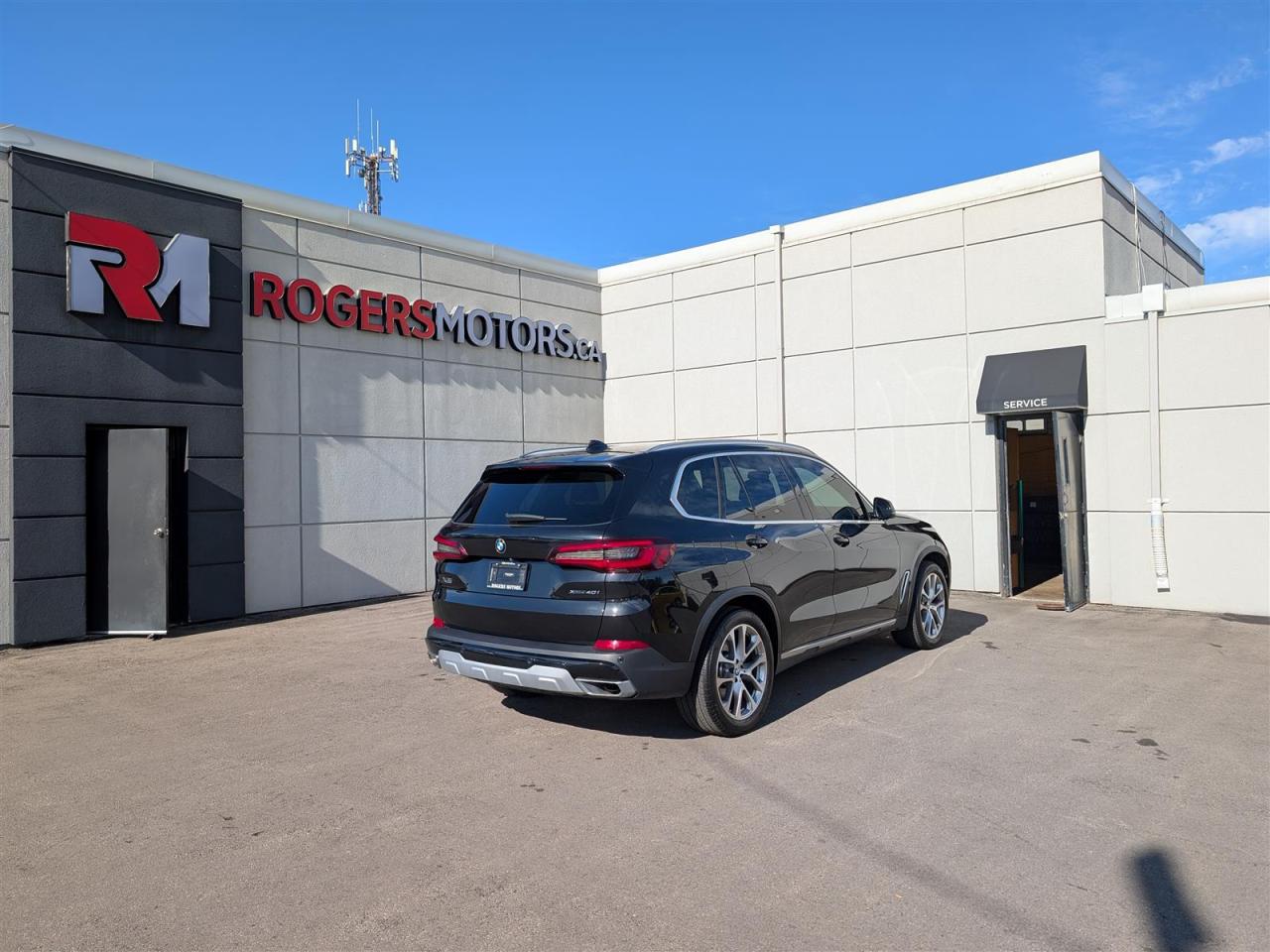 2021 BMW X5 xDrive40i - NAVI - PANO ROOF - TECH FEATS Photo