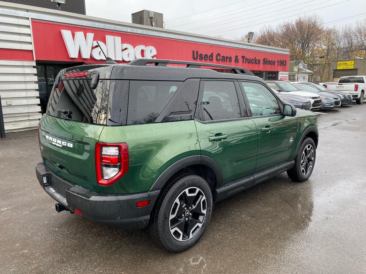 2024 Ford Bronco Sport Outer Banks | AWD | Sunroof | Heated Leather Seats Photo