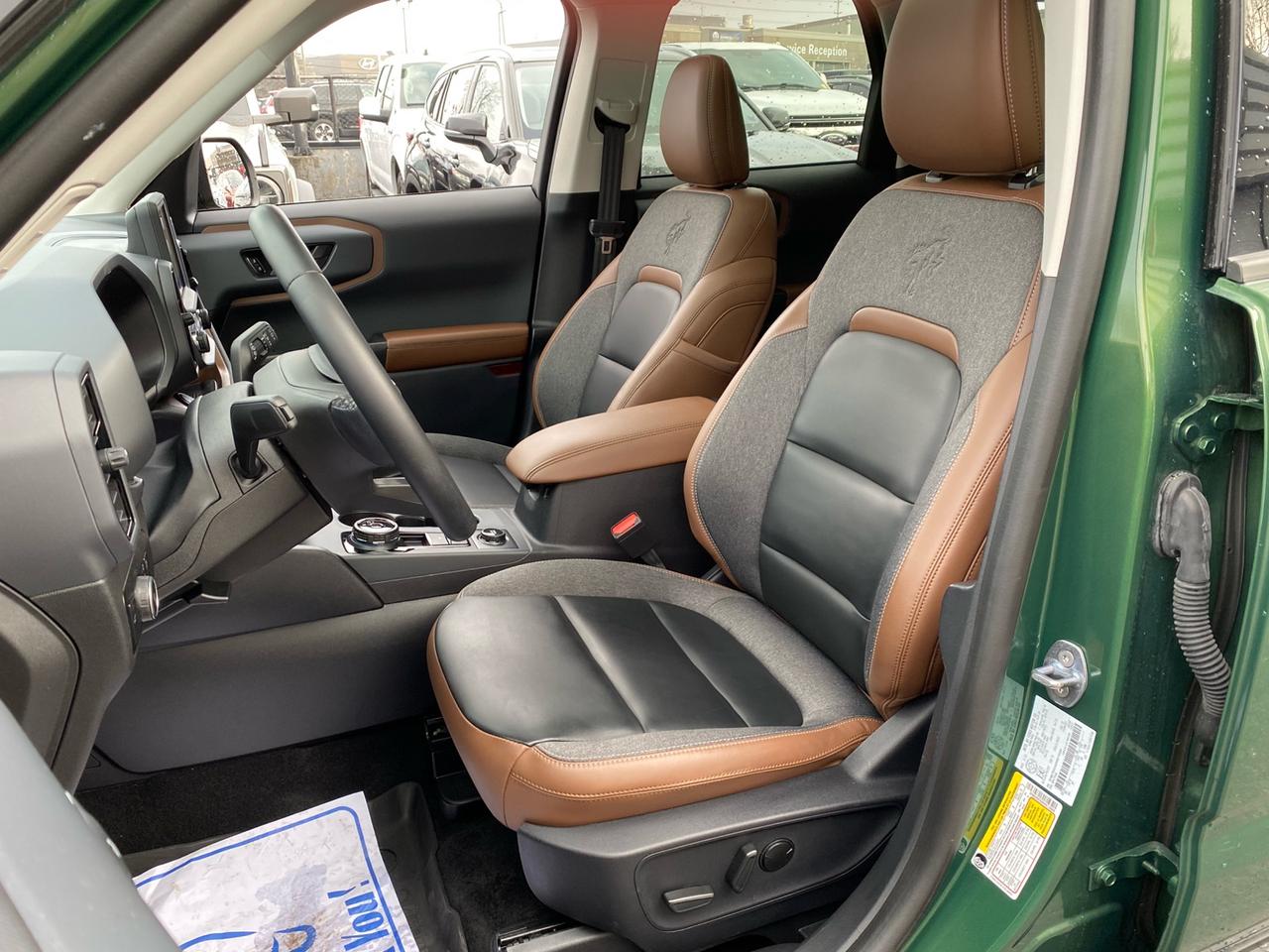 2024 Ford Bronco Sport Outer Banks | AWD | Sunroof | Heated Leather Seats Photo