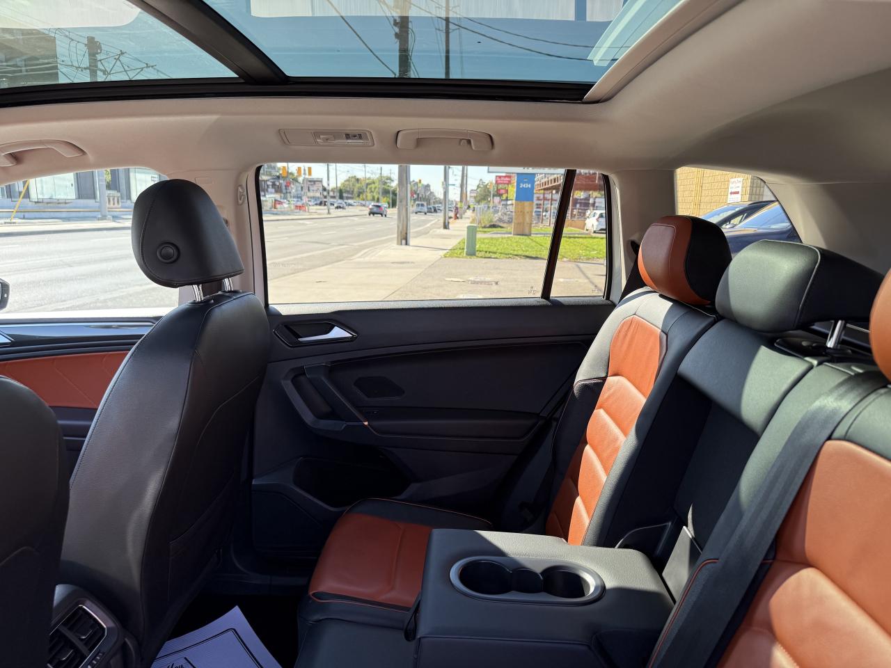 2018 Volkswagen Tiguan HIGHLINE | FENDER | PANO | CARPLAY | LOADED Photo