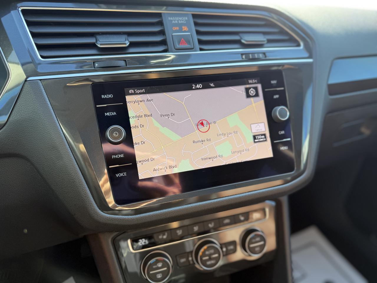 2018 Volkswagen Tiguan HIGHLINE | FENDER | PANO | CARPLAY | LOADED Photo