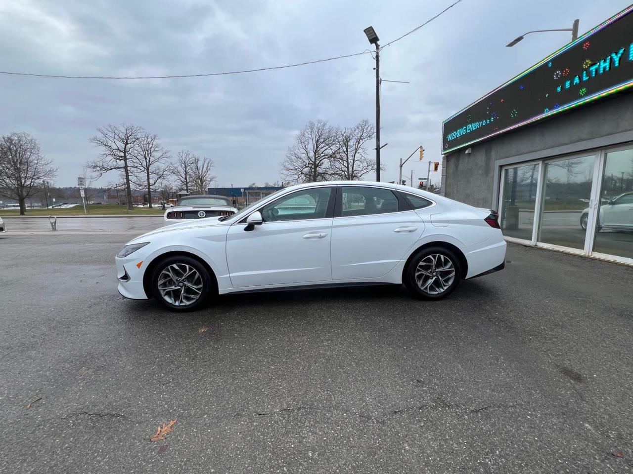 2022 Hyundai Sonata PREFERRED Photo