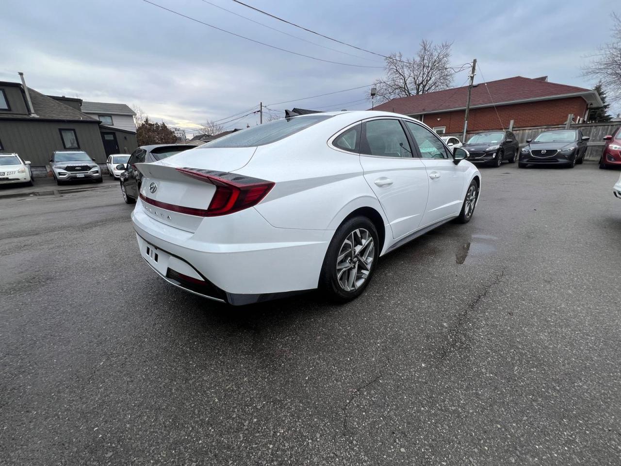 2022 Hyundai Sonata PREFERRED Photo