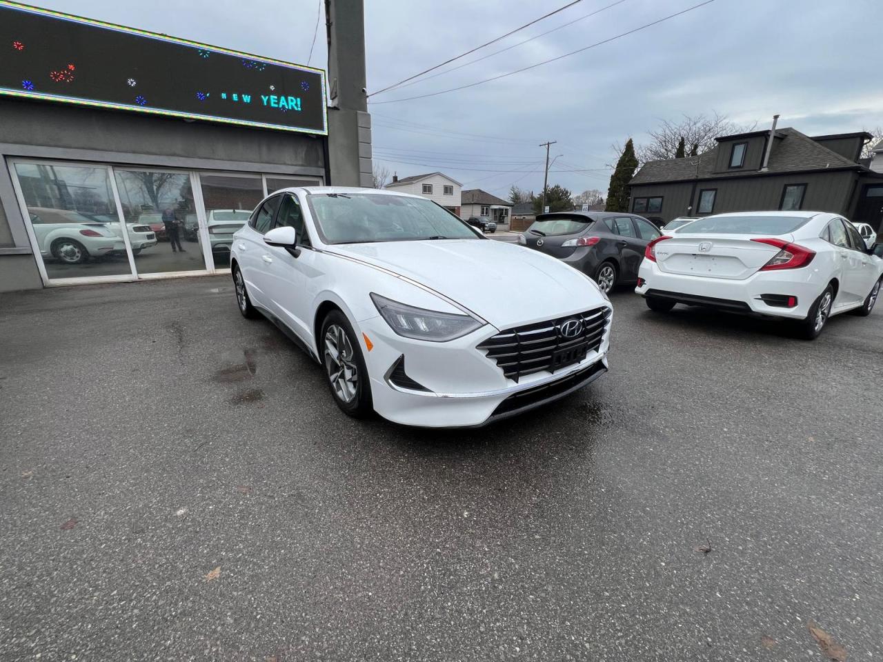 2022 Hyundai Sonata PREFERRED Photo