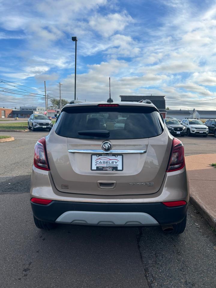 2019 Buick Encore Preferred Photo4