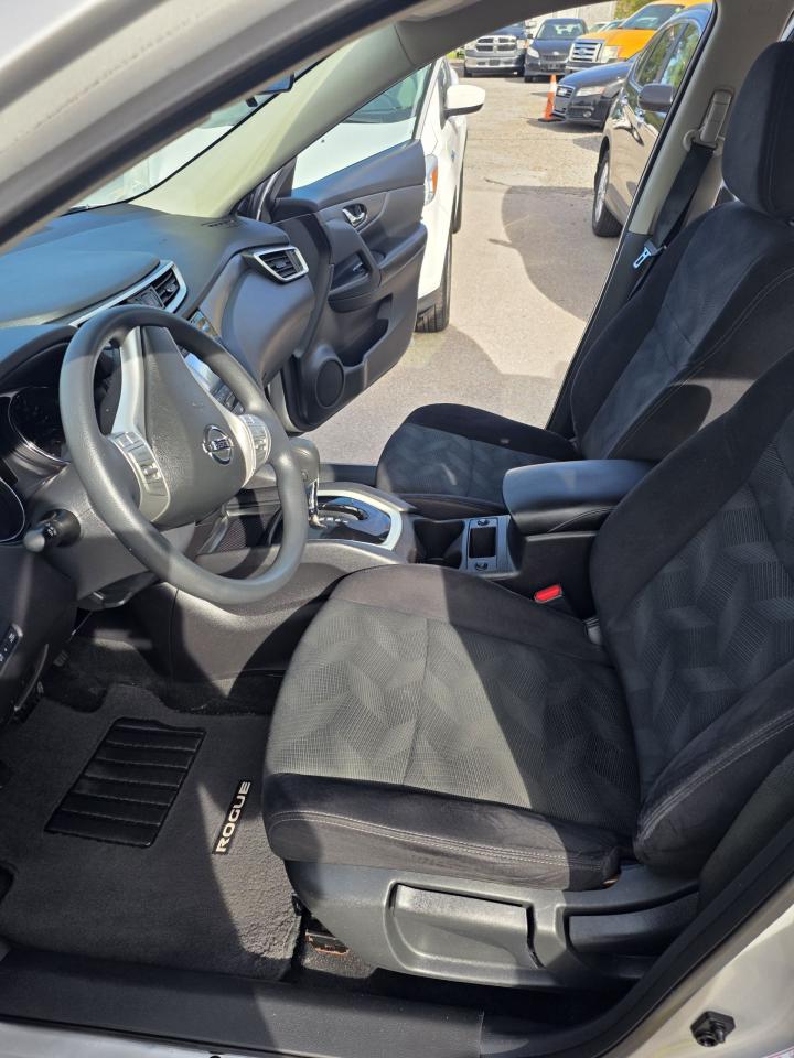 2015 Nissan Rogue Only 133km for $10800 - Photo #11