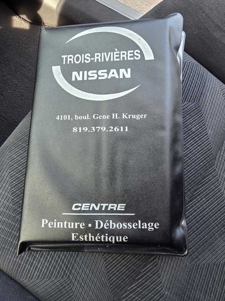 2015 Nissan Rogue Only 133km for $10800 - Photo #22