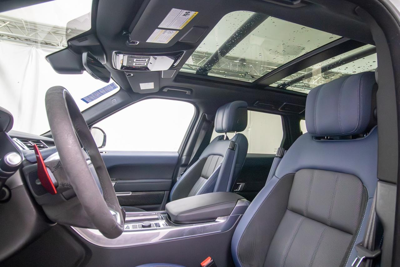 2022 Land Rover Range Rover MHEV HST Photo5