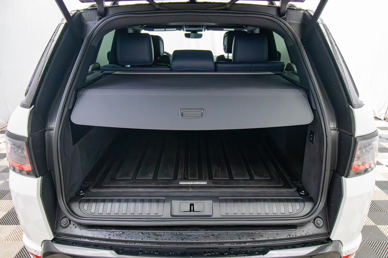 2022 Land Rover Range Rover MHEV HST Photo5