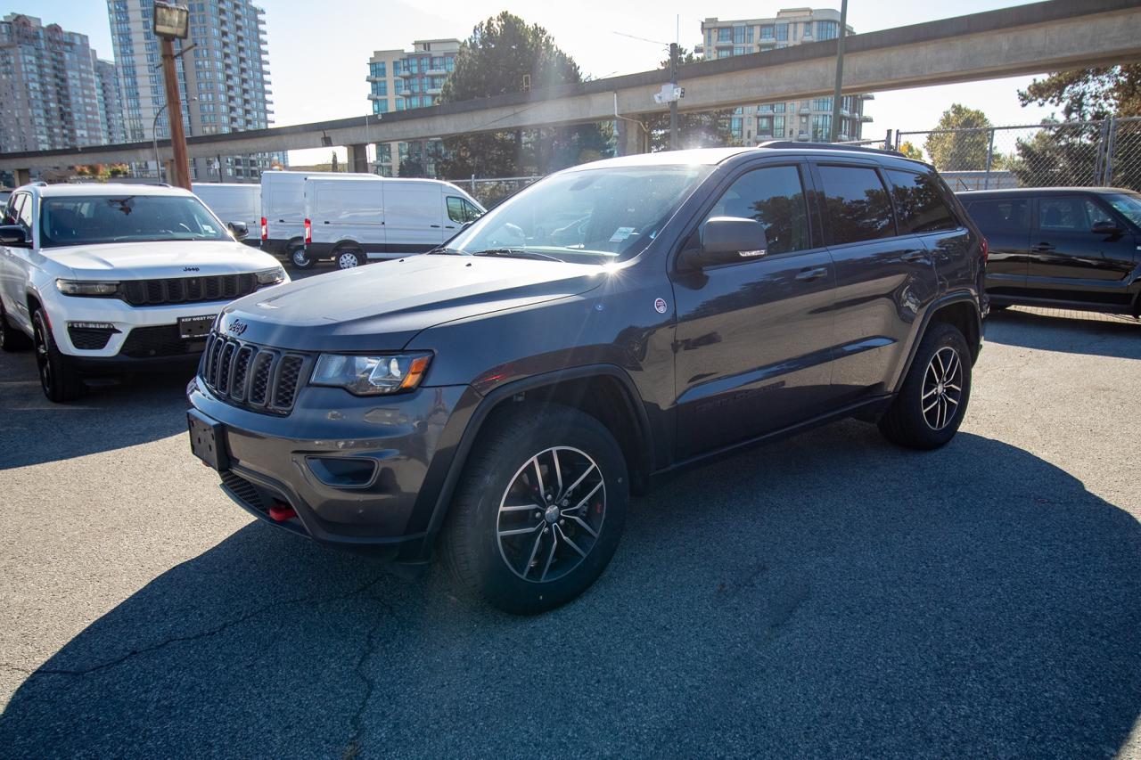 2017 Jeep Grand Cherokee Trailhawk Photo