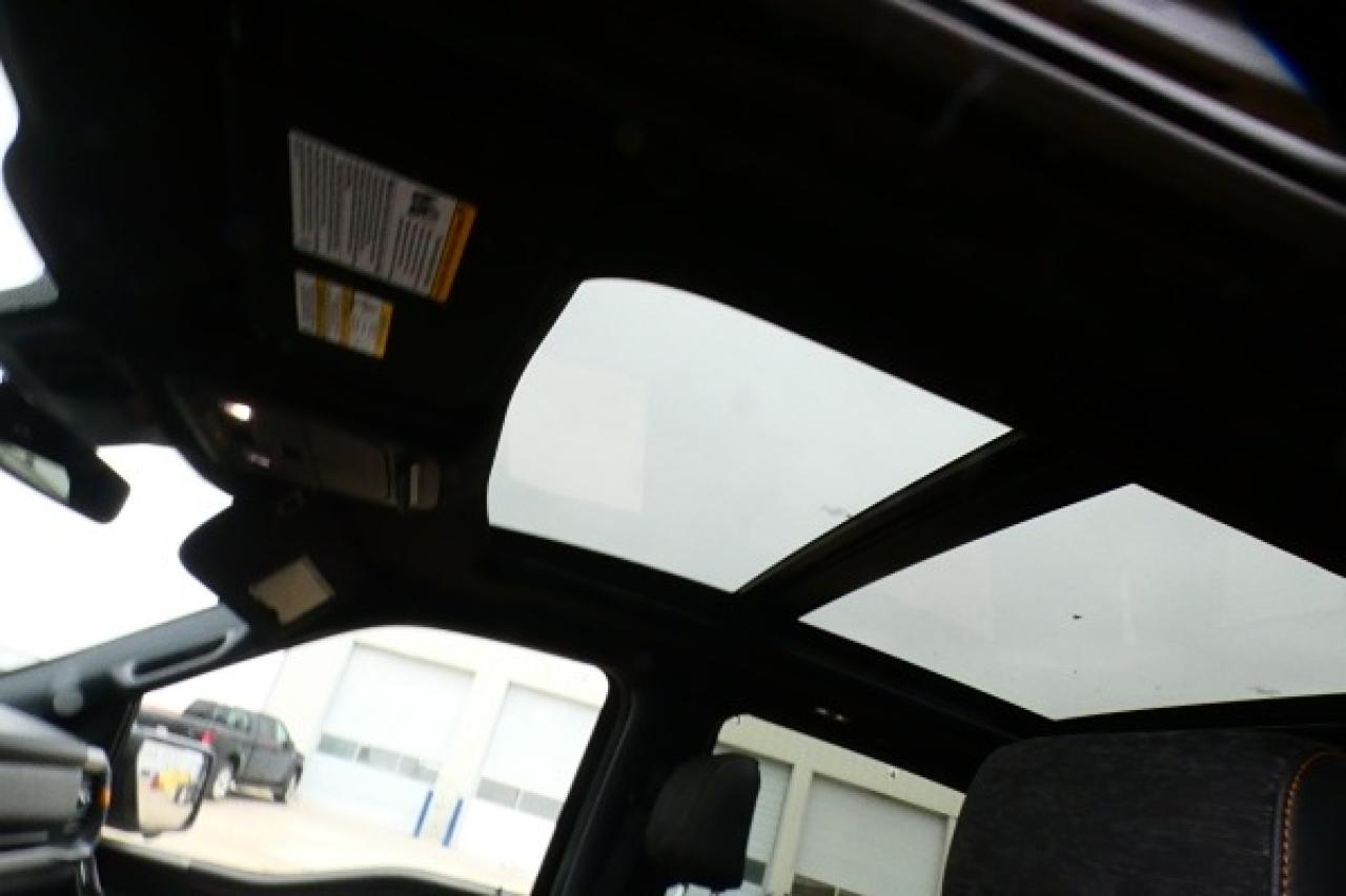 2025 Ford F-150 Tremor SuperCrew w/Htd L.wrap, pano S/R, NAV, BUC - Photo #18