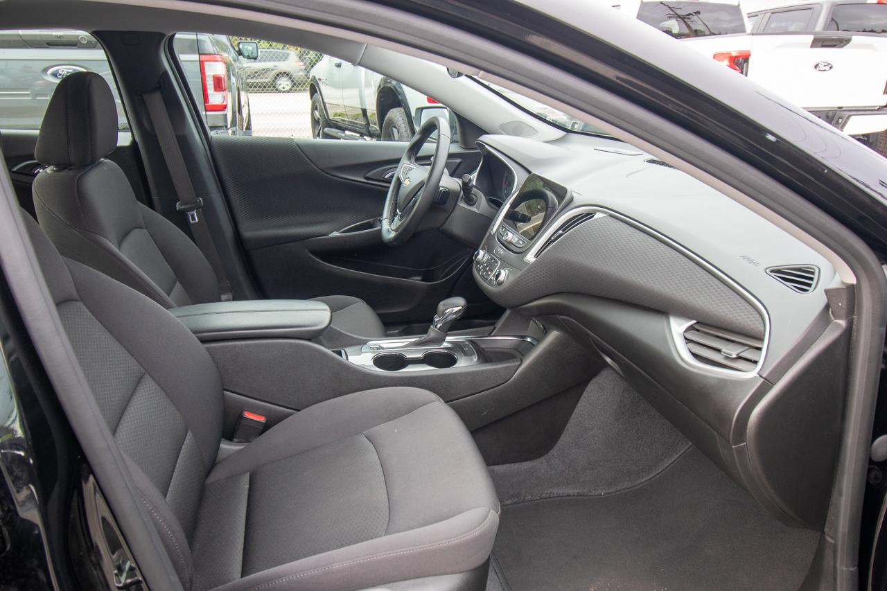 2023 Chevrolet Malibu 1LT Photo5