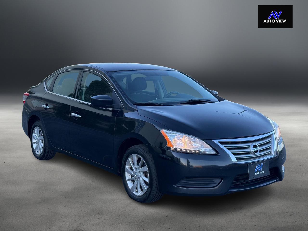 2015 Nissan Sentra S **CLEAN CARFAX** Photo3