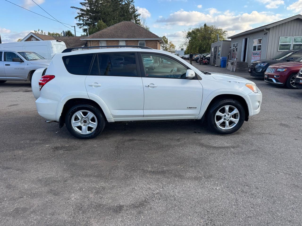 2011 Toyota RAV4 LIMITED, AWD, 4 CYL, AUTO, RELIABLE, CERTIFIED - Photo #6