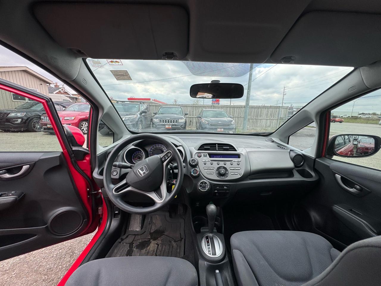 2010 Honda Fit LX, AUTO, ALLOYS, ONLY 59,000KMS, RELIABLE, CERT - Photo #13