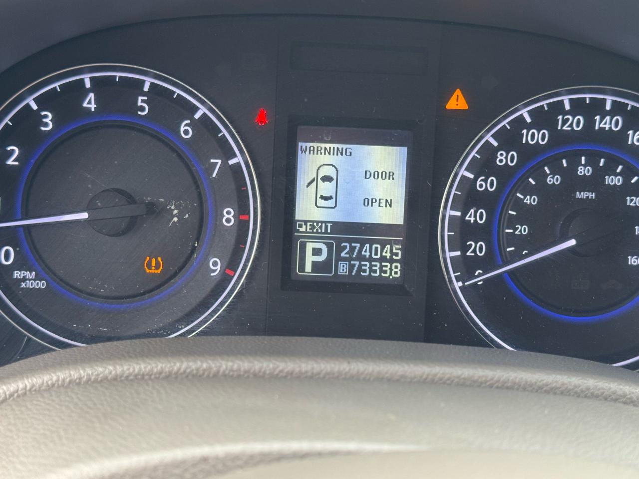 2011 Infiniti G37 X Photo