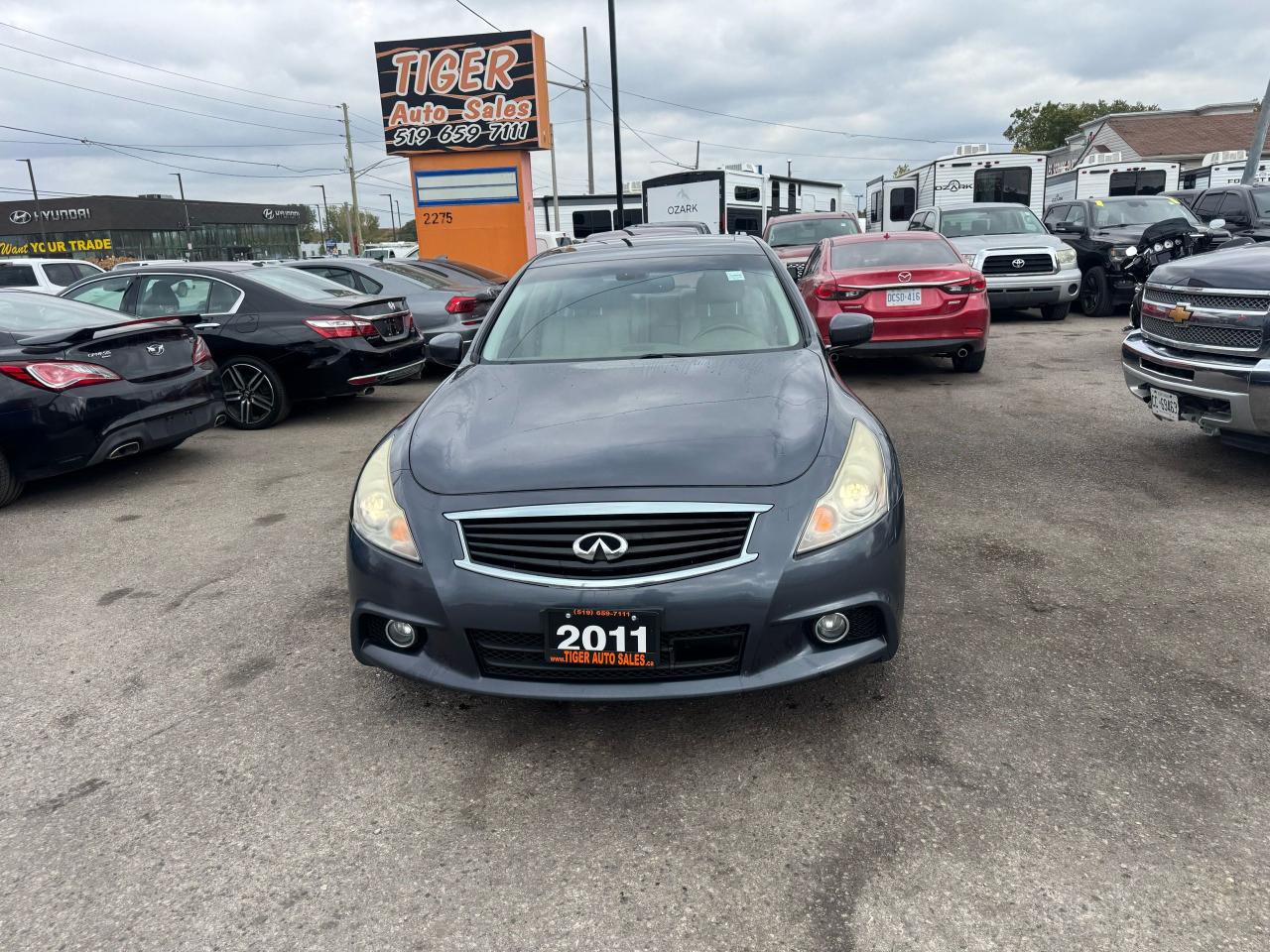 2011 Infiniti G37 X Photo