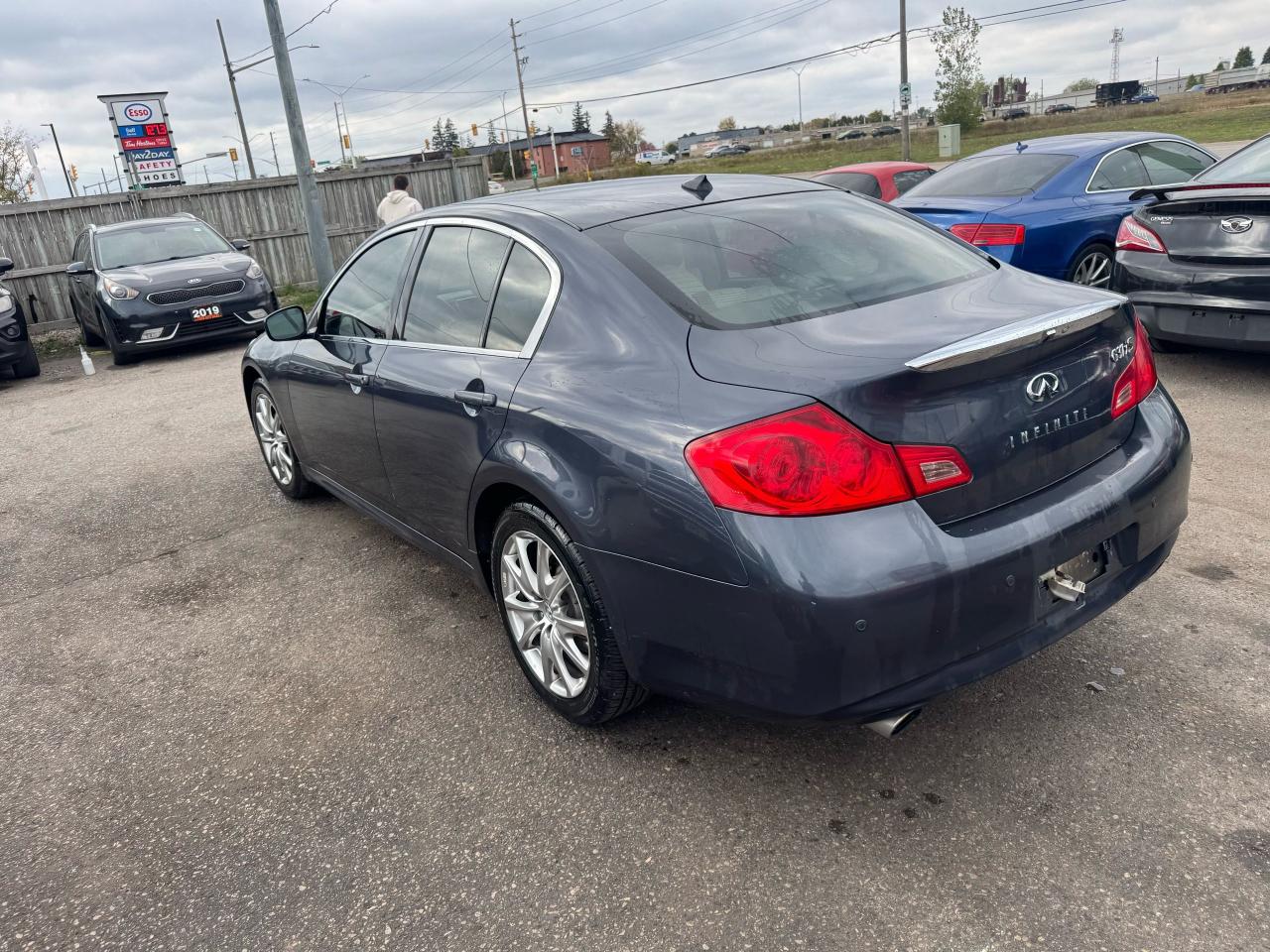 2011 Infiniti G37 X Photo