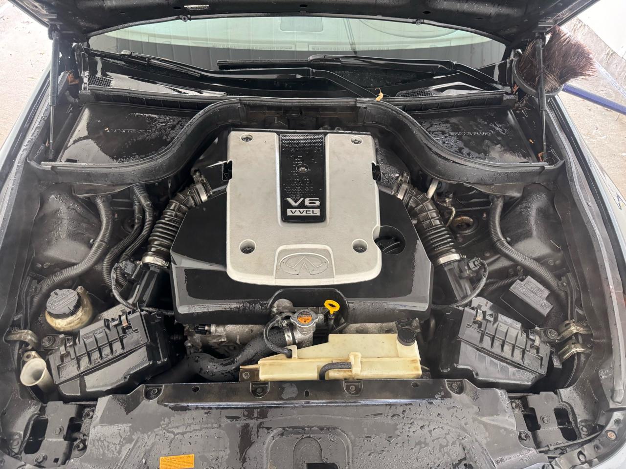 2011 Infiniti G37 X Photo