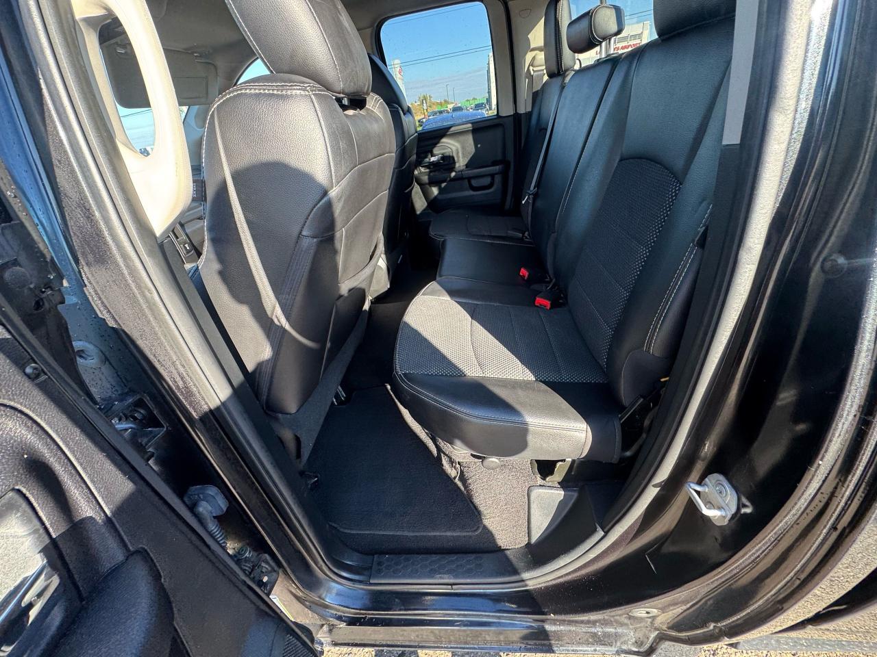 2016 RAM 1500 SPORT, HEMI, ONLY 138KMS, QUAD CAB, CERTIFIED - Photo #12