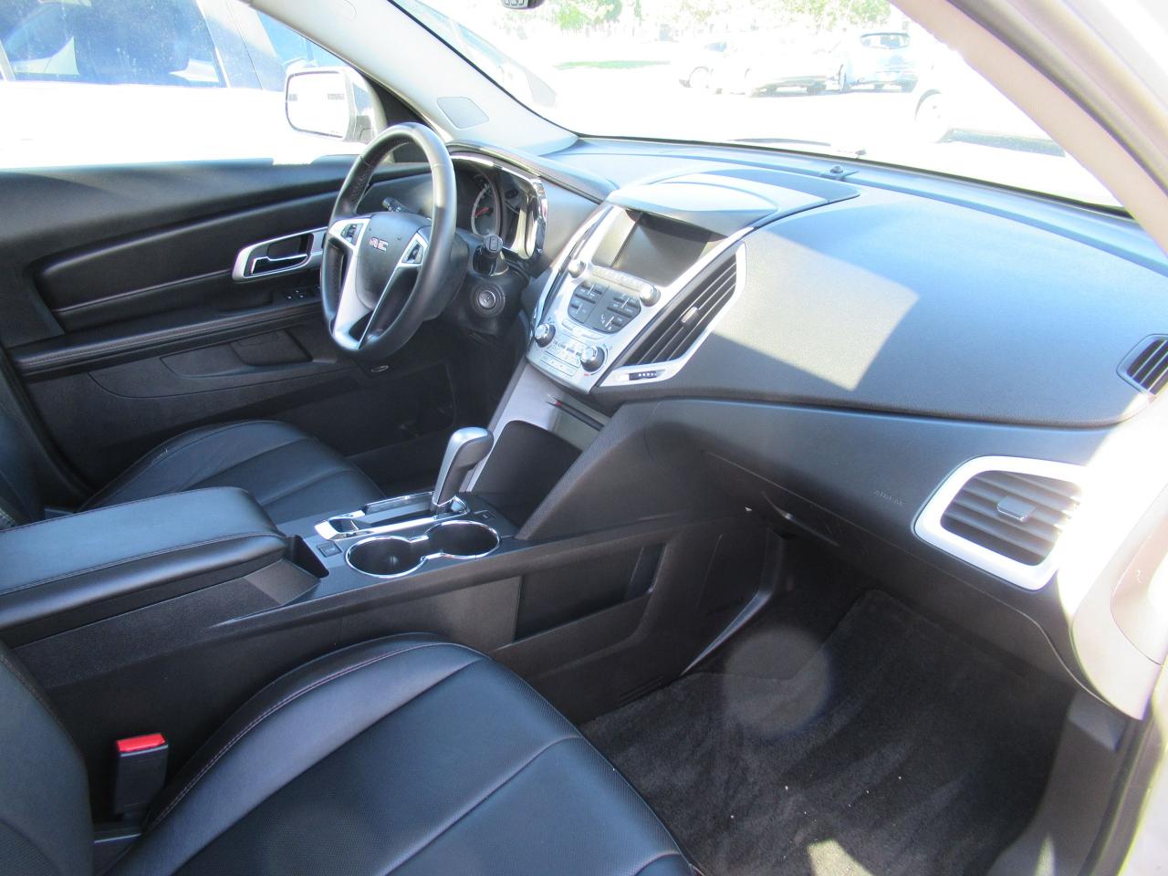 2015 GMC Terrain SLT - Photo #9