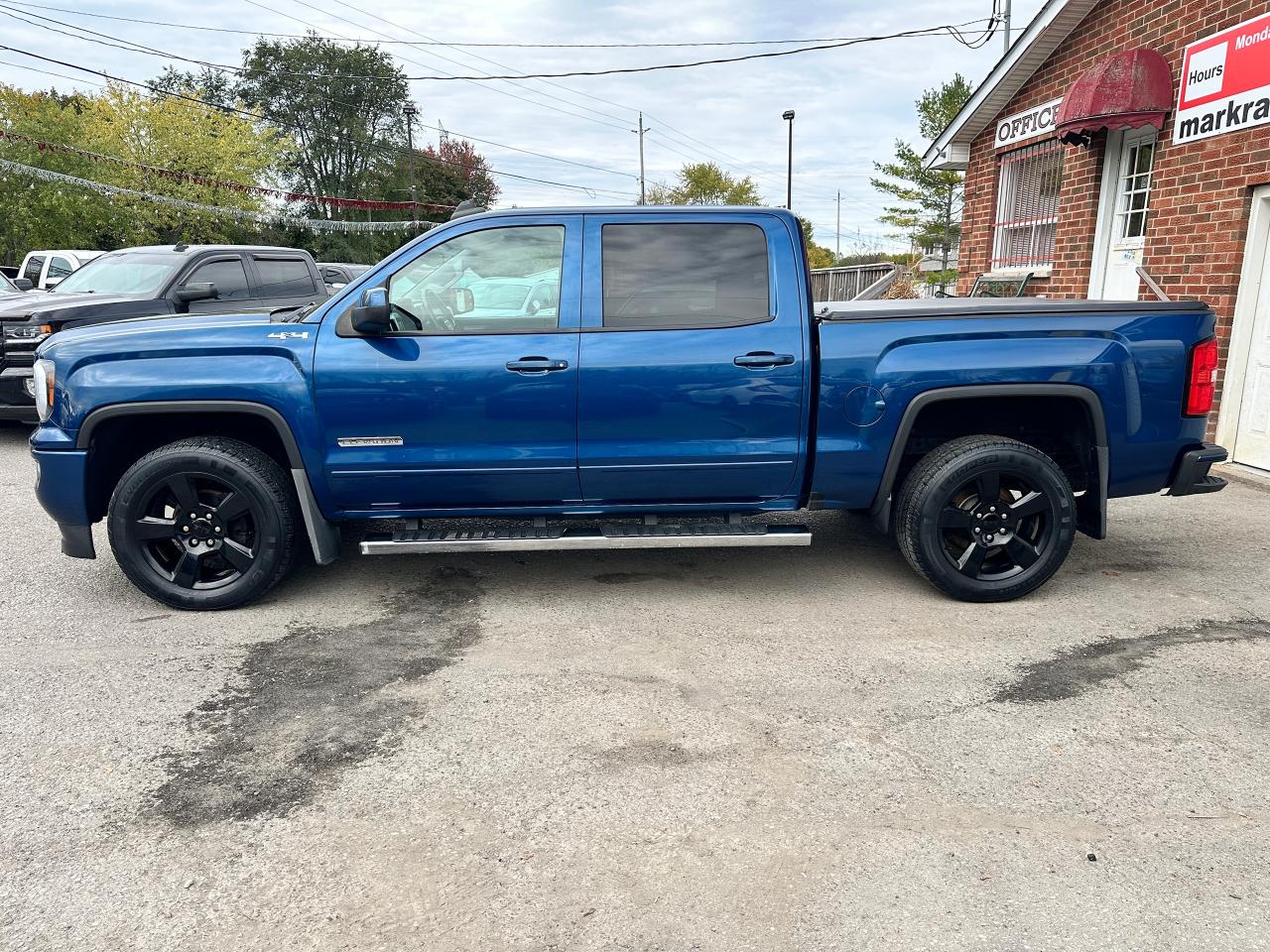 2017 GMC Sierra 1500 SLE Elevation 4x4 HTD-Cloth CarPlay BackupCam XM Photo