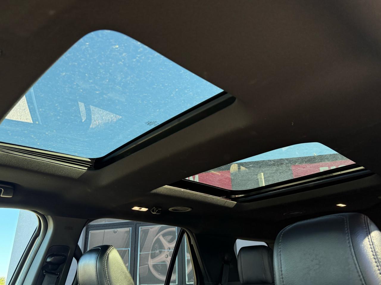 2018 Ford Explorer XLT | Navigation | Backup Camera | Sunroof - Photo #16