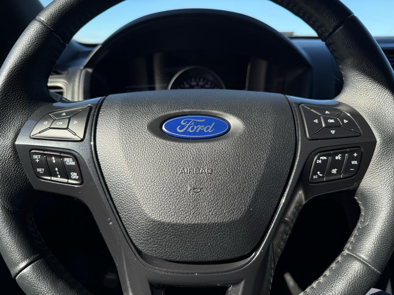 2018 Ford Explorer XLT | Navigation | Backup Camera | Sunroof - Photo #17