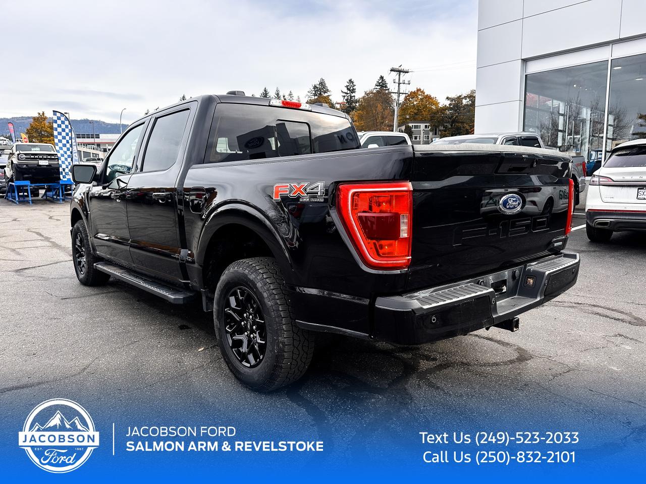 2022 Ford F-150 XLT Photo5