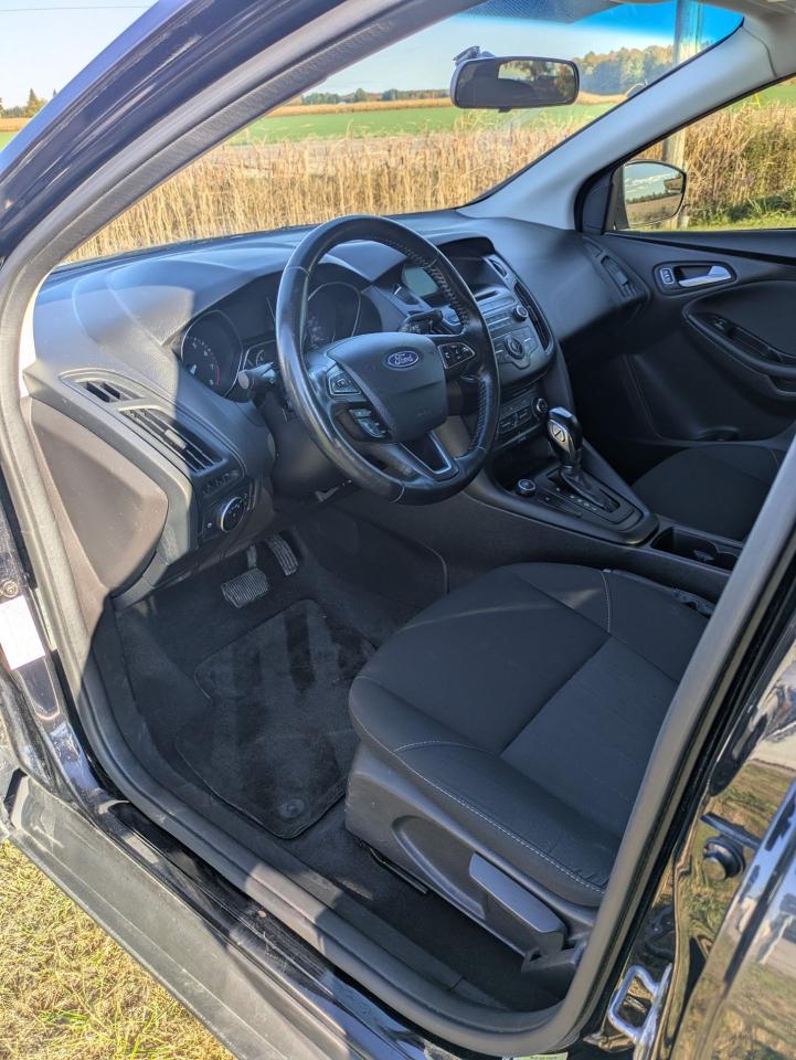 2016 Ford Focus 5DR HB SE - Photo #10
