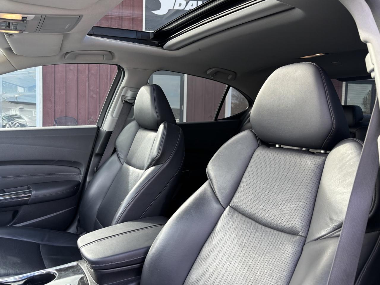 2019 Acura TLX Tech Photo