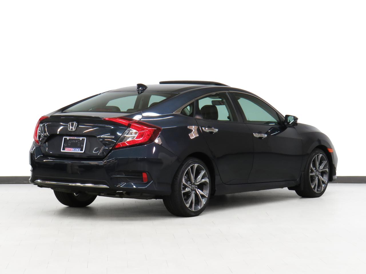 2020 Honda Civic TOURING | Nav | Leather | Sunroof | BSM | CarPlay