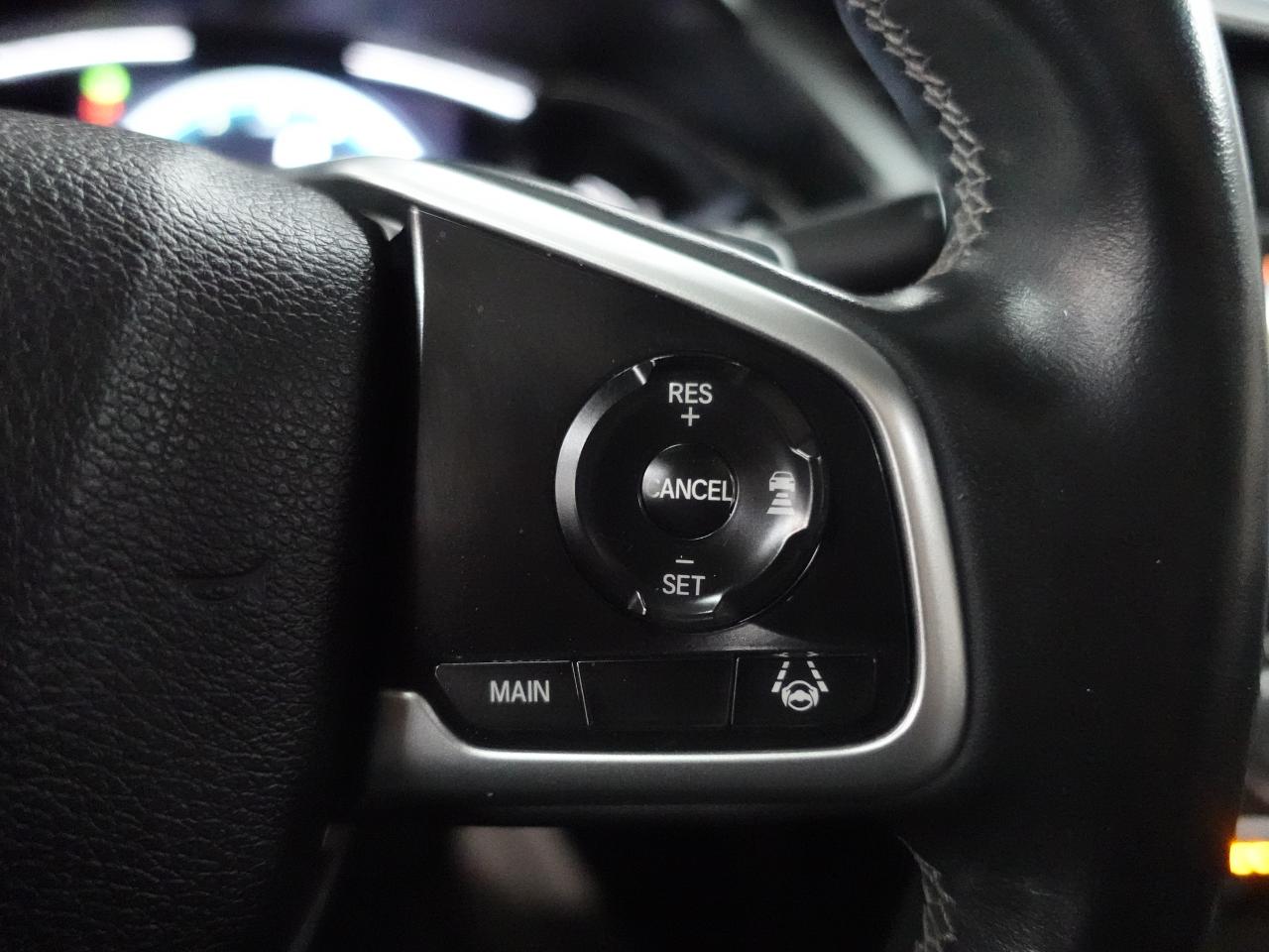 2020 Honda Civic TOURING | Nav | Leather | Sunroof | BSM | CarPlay