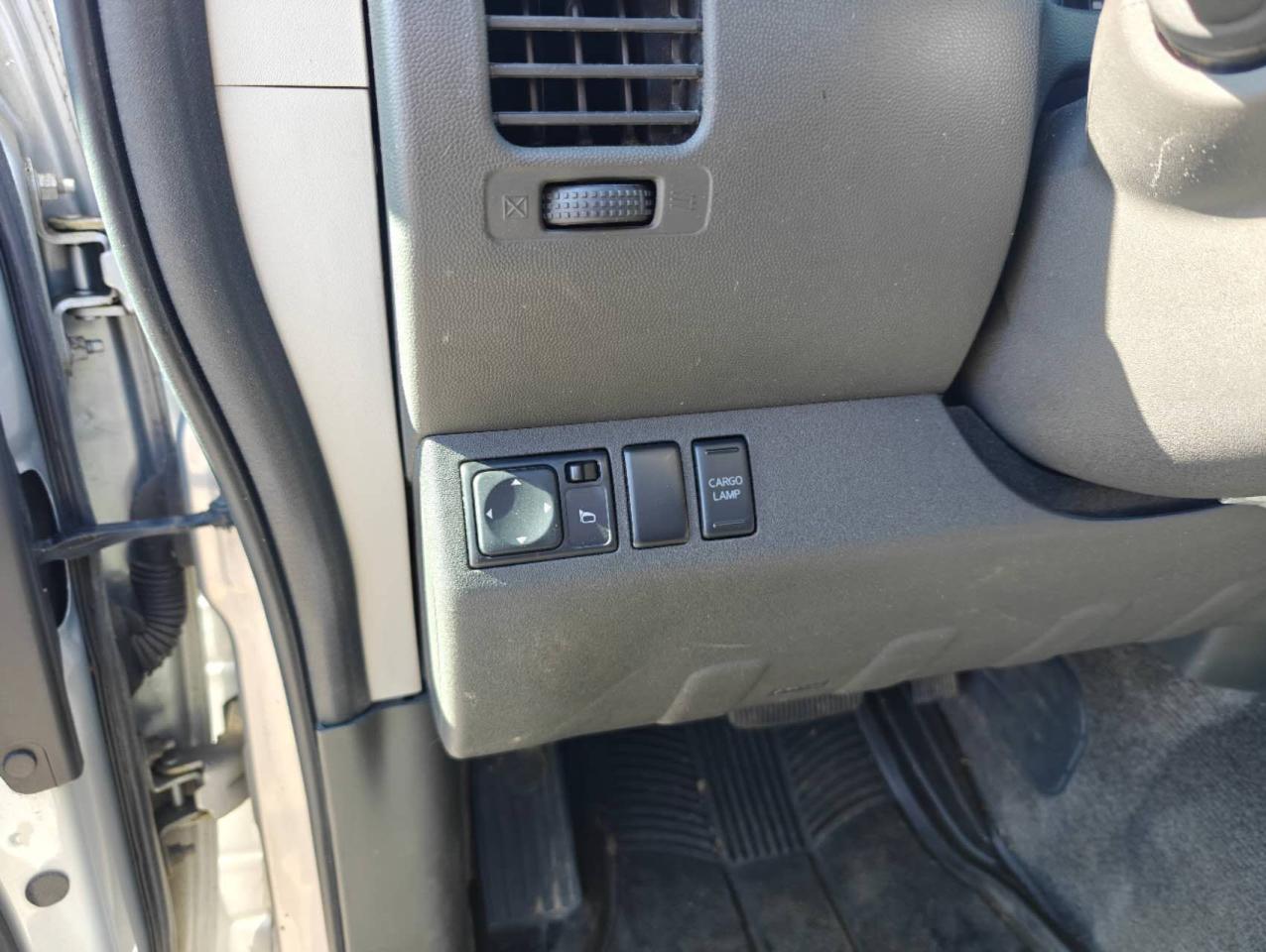 2015 Nissan Frontier 2WD King Cab SWB Auto SV - Photo #11
