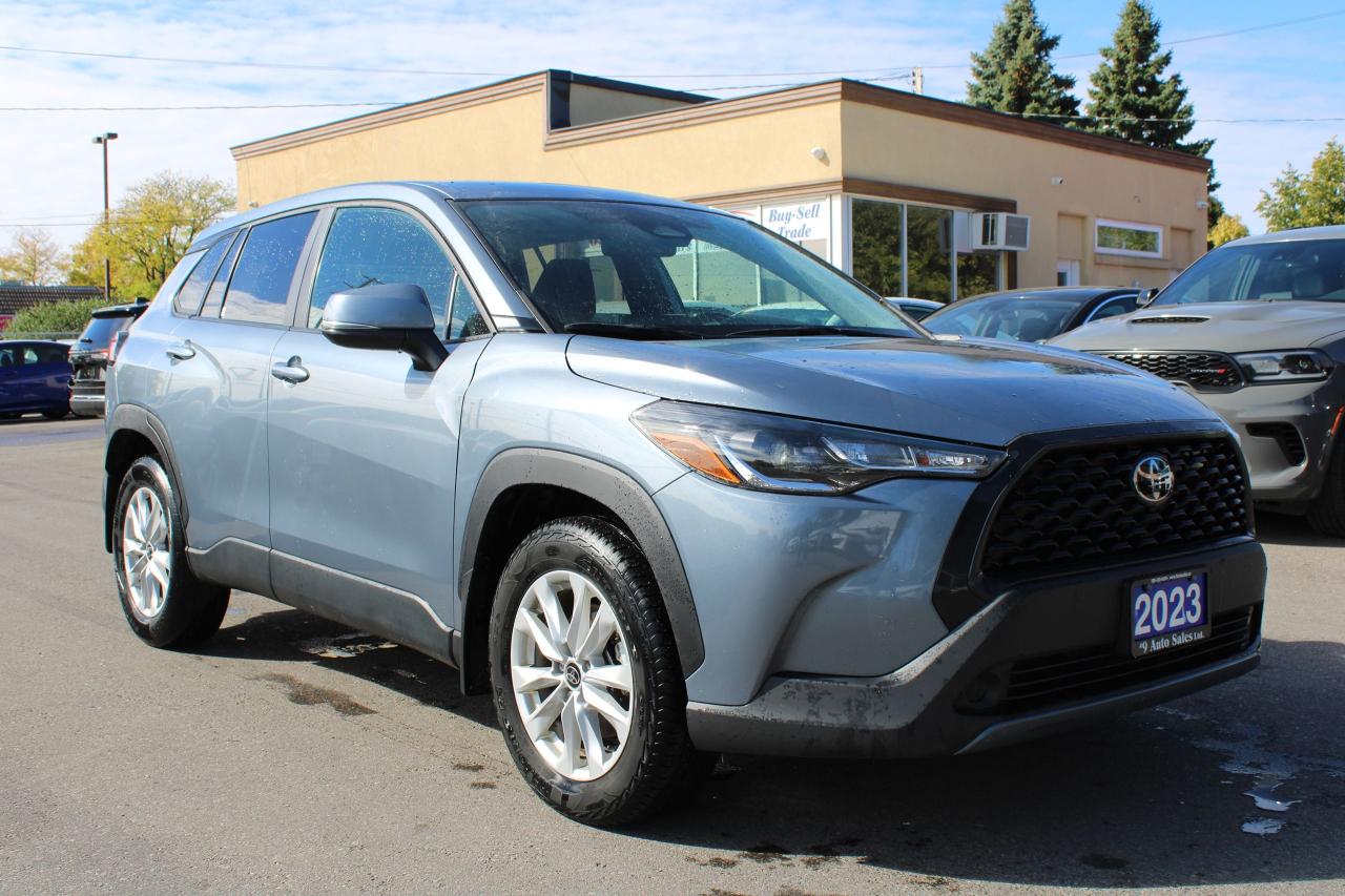 Used 2023 Toyota Corolla Cross LE AWD for sale in Brampton, ON
