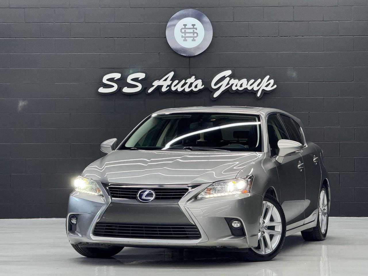 Used 2017 Lexus CT 200h HYBRID|BACKUP|HEATED SEATS|SUNROOF| for sale in Oakville, ON