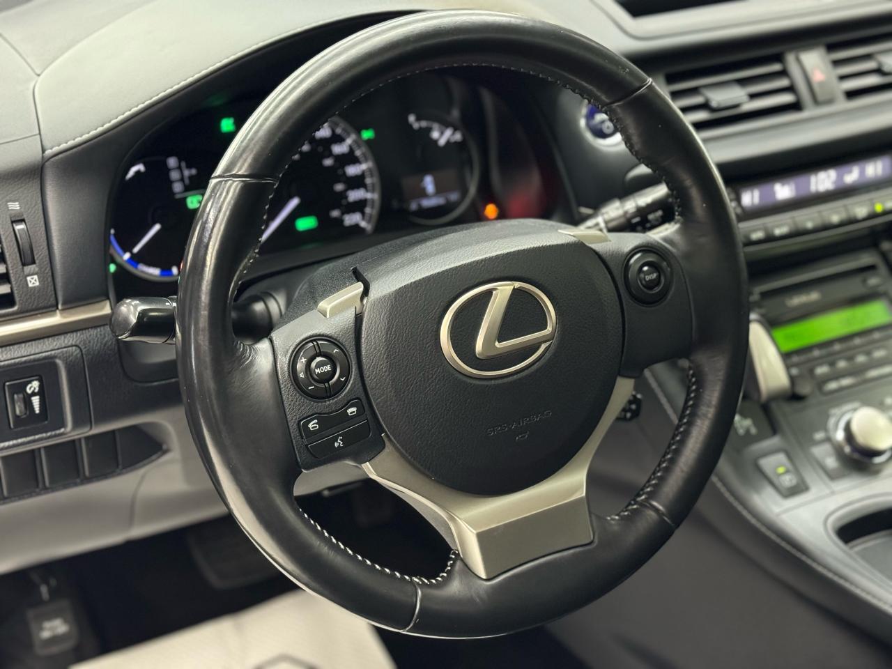 2017 Lexus CT 200h HYBRID|BACKUP|HEATED SEATS|SUNROOF| - Photo #8
