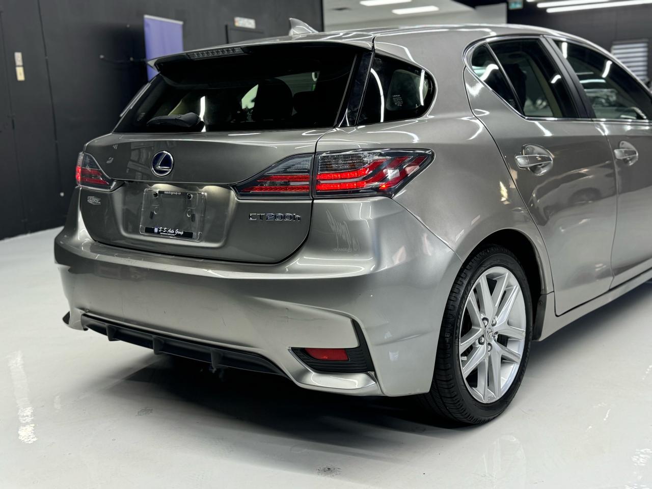 2017 Lexus CT 200h HYBRID|BACKUP|HEATED SEATS|SUNROOF| - Photo #27