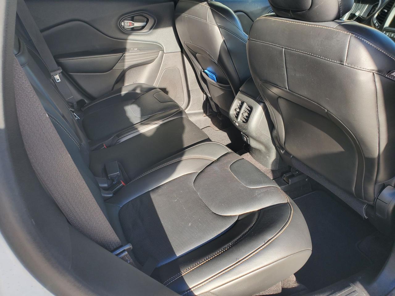 2015 Jeep Cherokee Limited Photo4